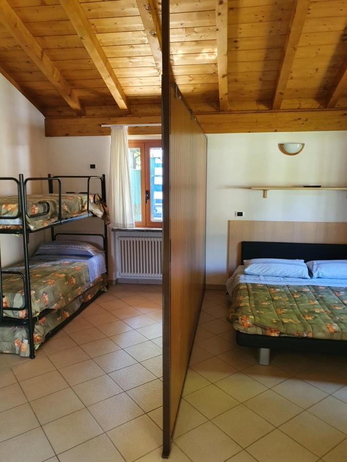 Bungalows In Camping Solarium Domaso Kültér fotó