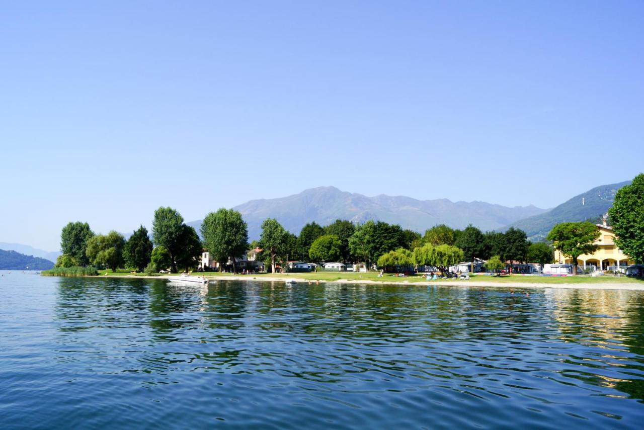 Bungalows In Camping Solarium Domaso Kültér fotó